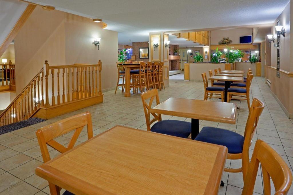 Holiday Inn Express Toronto East - Scarborough By Ihg المظهر الخارجي الصورة