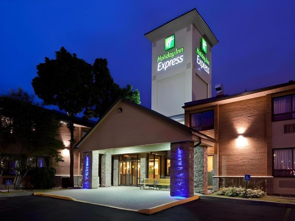 Holiday Inn Express Toronto East - Scarborough By Ihg المظهر الخارجي الصورة